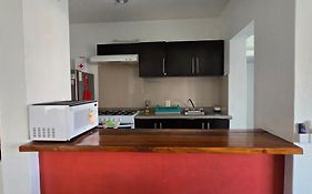 Magnifico Departamento, Cocina Equipada, 2 Recamaras 2 Banos , Hasta 6 Personas, 3 Albercas, Playa A 50 Mts Wifi, Aire Acondicionado