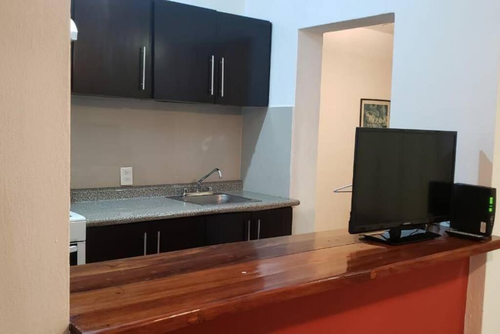 Magnifico Departamento, Cocina Equipada, 2 Recamaras 2 Banos , Hasta 6 Personas, 3 Albercas, Playa A 50 Mts Wifi, Aire Acondicionado Apartment Manzanillo Exterior photo